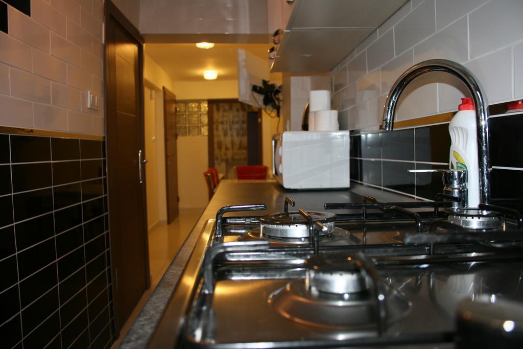 Mete Apartments Istanbul Room photo